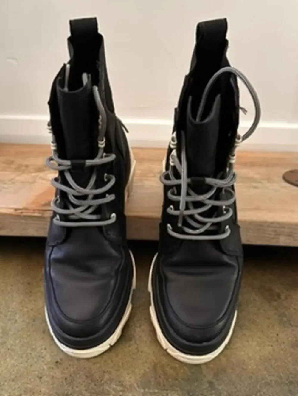 Sorel Brex Lace Waterproof Booties Size 8‎ Black Chalk